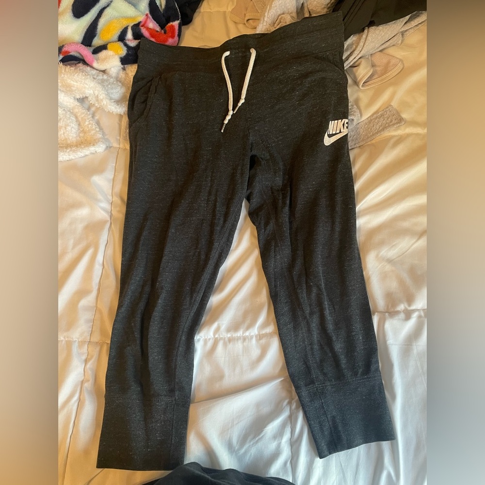 Nike grey cropped joggers